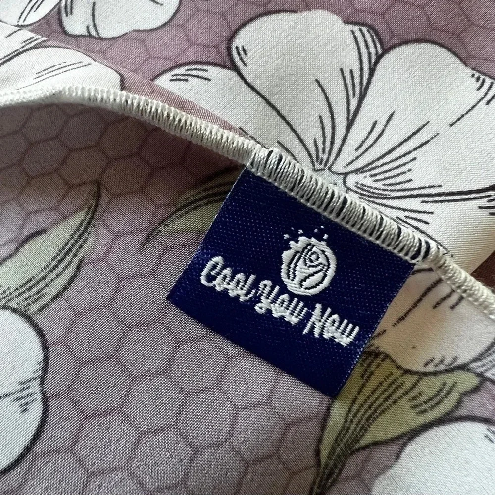 COOL YOU NOW Fashion Cooling Scarf with Pocket for cold pack Flowers & Bees - Picture 4 of 8